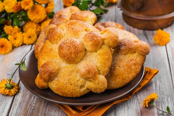 Pan de muerto bread — ストック写真