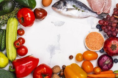 Beyaz masasına Pegan diyet yemek