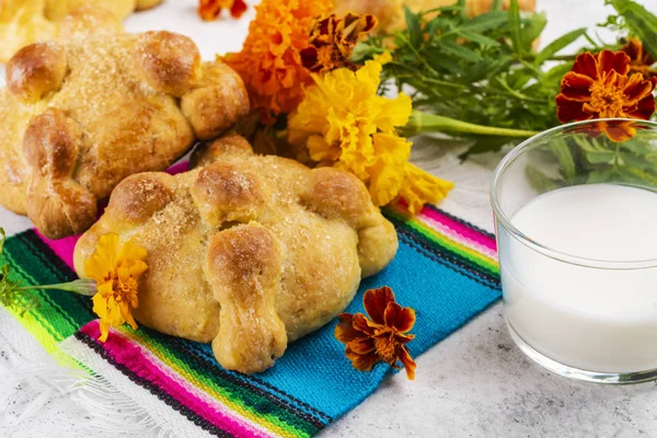 Tradițional mexican pan de muertos — Fotografie, imagine de stoc