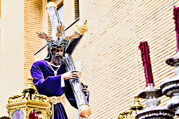 Севильская неделя крестного хода, платформа Христа Цыган