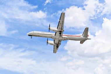 Barselona, İspanya; 5 Nisan 2025: Saab 2000 Saab 2000 'deki Frost Havayolları, Barselona-El Prat' taki Josep Tarradellas Havalimanı 'na indi.