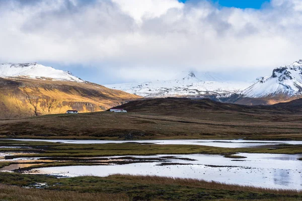 Ferme Dans Magnifique Paysage Montagne Islande Jour Automne — Photo