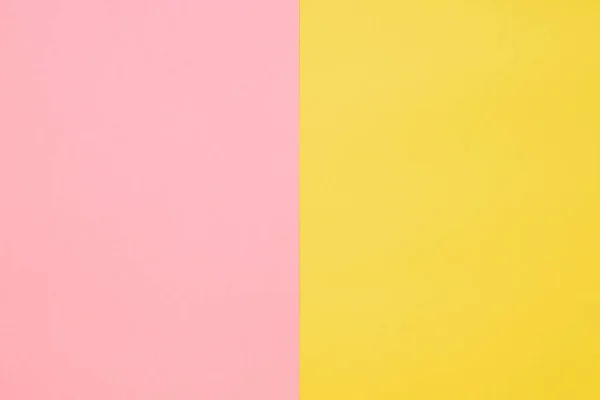 용지의 배경은 노란색과 분홍색입니다. 플랫 스타일. — 스톡 사진