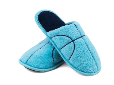 Mavi güzel ev Terlik beyaz arka plan izole.