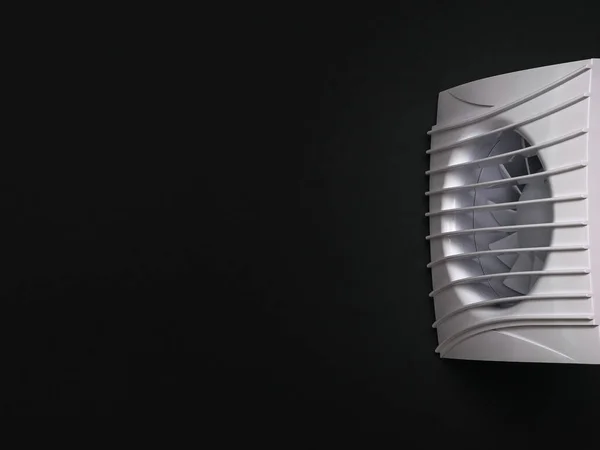 Ventilador de escape blanco sobre fondo negro. —  Fotos de Stock