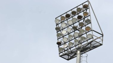 Futbol stadyumunun ışıklandırması için harika bir lamba.