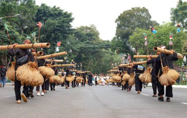 Cakarta, Endonezya - 23 Eylül 2025: Güney Banten Kasepuhan Yerli Topluluğundan Muazzam Ngarengkong.