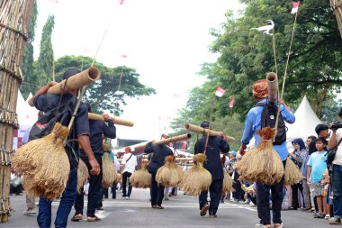 Cakarta, Endonezya - 23 Eylül 2025: Güney Banten Kasepuhan Yerli Topluluğundan Muazzam Ngarengkong.