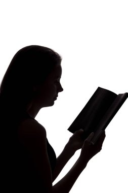 bir kitap bir kızla silüeti