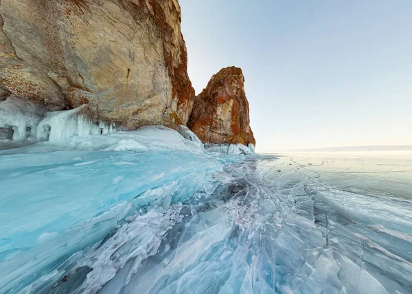 Roche Dans Glace Lac Baïkal Île Olkhon Paysage Panoramique Abstraction — Photo