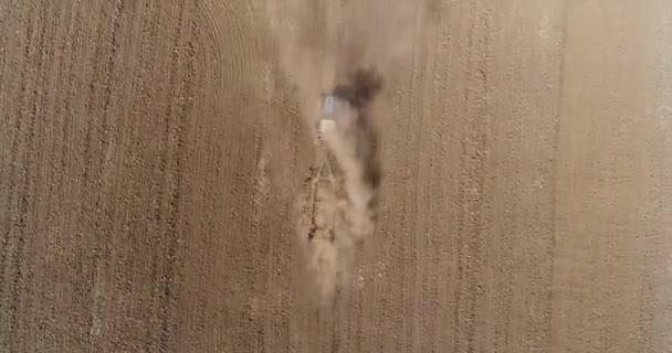 Vista Aérea Campo Cultivo Tratores Agrícolas Trator Trabalho — Vídeo de Stock