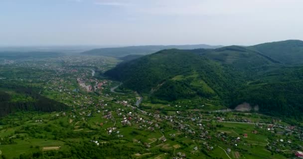 Luftaufnahme Der Wunderschönen Landschaft Den Bergen Karpaten Sommer — Stockvideo