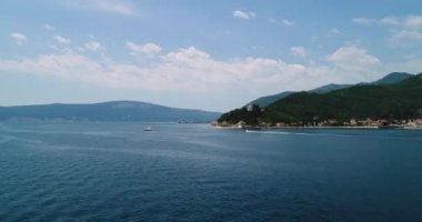 Kamenari kilisede Pajina yukarıda hava güzel panoramik.