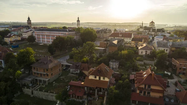 Aerial view above an old town at sunset in Kamenets-Podolsky. — Stock Photo, Image