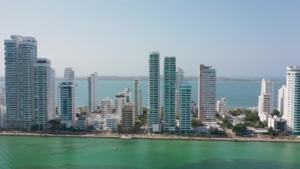 Cartagena Columbia Panning Across Downtown Buildings — стоковое видео