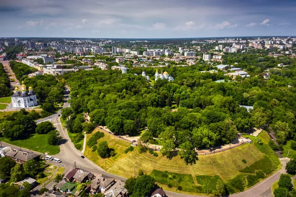 The Chernihiv Detinets Park in Chernihiv — Stock Photo, Image