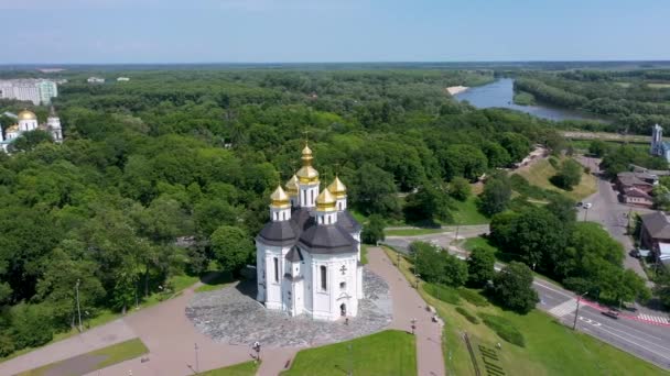 Ciudad turística Chernihiv vista panorámica aérea . — Vídeos de Stock