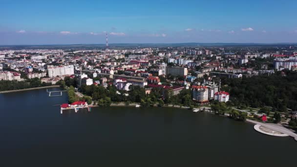 La ville d'Ivano-Frankivsk Ukraine vue panoramique aérienne. — Video