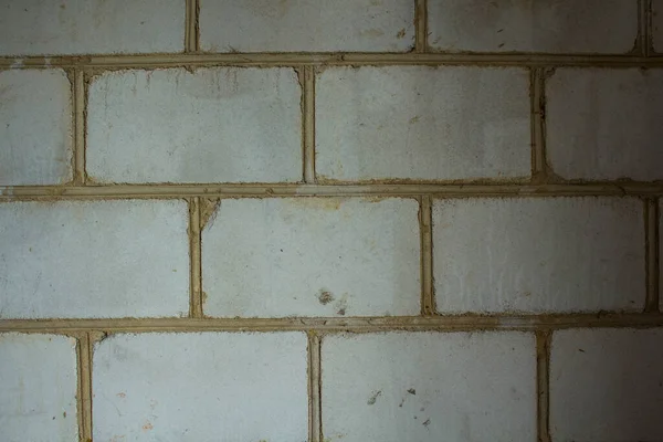 Beyaz Tuğla Arka Planı Olan Eski Duvar — Stok fotoğraf