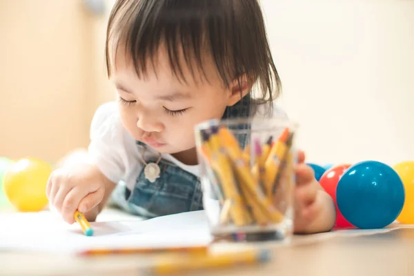 Carino Asiatica Bambina Sta Dipingendo Colore Con Momento Piena Felicità — Foto Stock