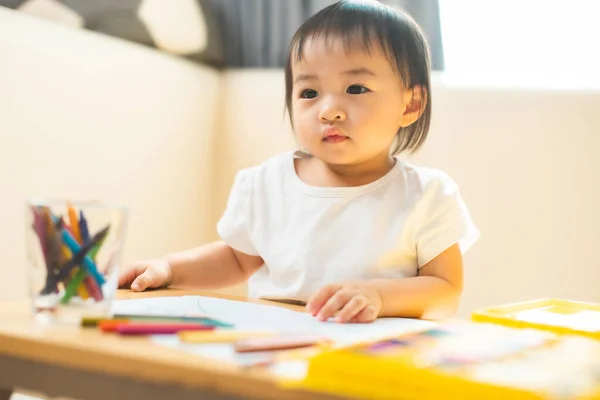 Carino Asiatica Bambina Sta Dipingendo Colore Con Momento Piena Felicità — Foto Stock