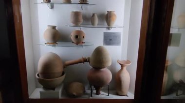 Tarihi Gandharan Parfümü ve Likör Damıtma Aygıtı Müze Koleksiyonu, Taxila, Pakistan, 11 Eylül 2025