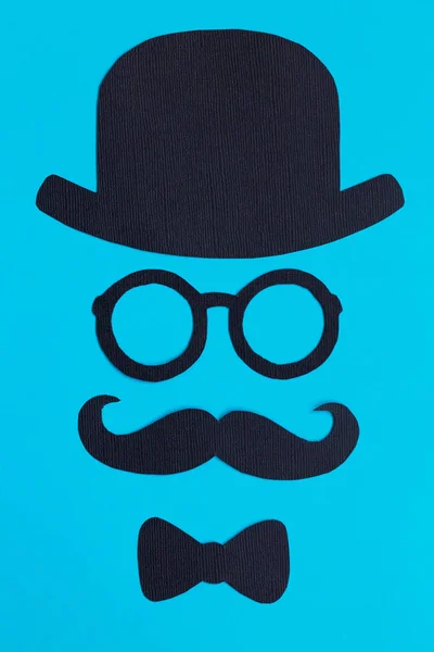 Sylwetka Mężczyzna Wąsem Okulary Kapelusz Wzory Niebieskim Tle Koncepcja Listopad — Zdjęcie stockowe