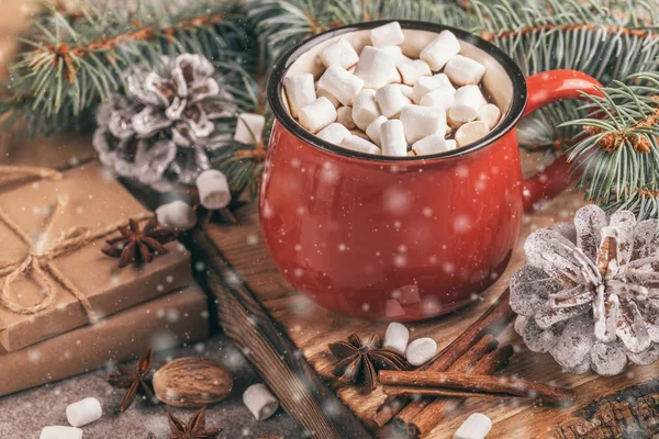 Red Cup Hot Cocoa Marshmallow Wooden Cutting Board Christmas Decorations — Stock Photo, Image