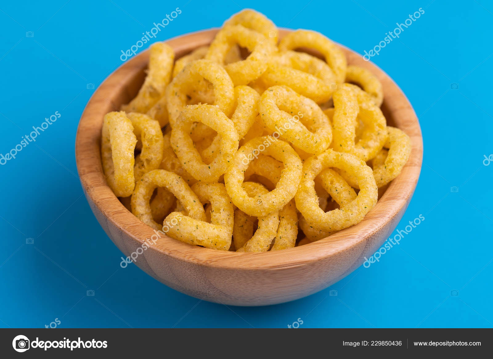 Anillos de fotos imágenes de Anillos de maíz sin royalties | Depositphotos