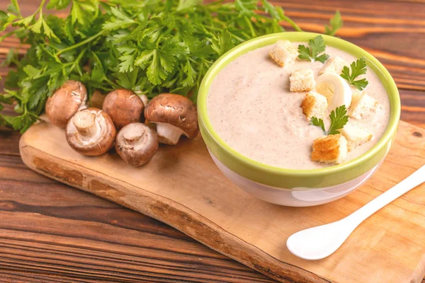 Tasty Gepureerd Champignonsoep Klei Kom Met Ingrediënten Gezonde Voeding Concept — Stockfoto