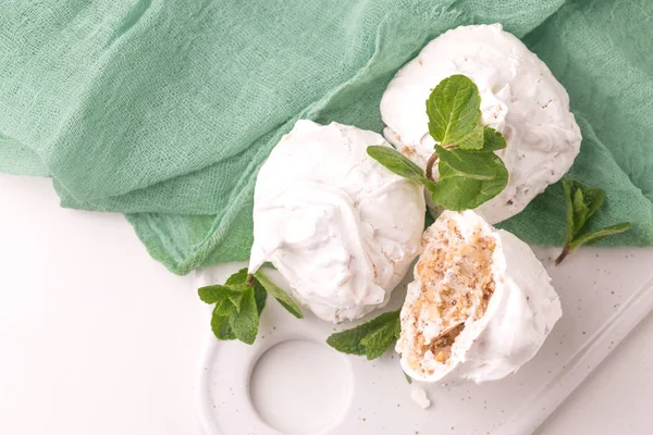 tatlı. Fransız meringues fındık, Antep fıstığı