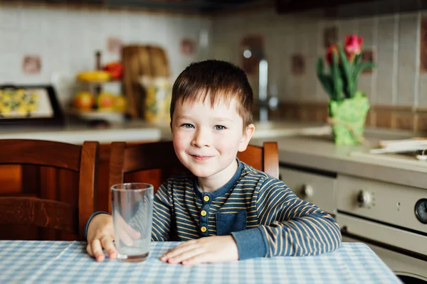 Little Boy Drinks Milk Kitchen Morning — Stock Photo, Image