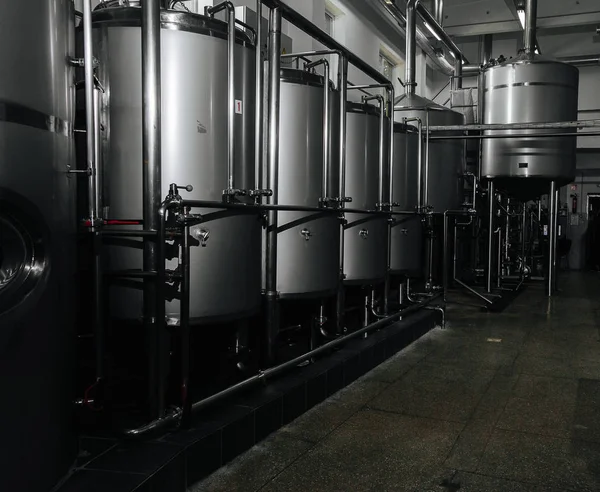 Cervejaria Moderna Ferramentas Máquinas Equipamentos Para Produção Álcool Barcos Tanques — Fotografia de Stock