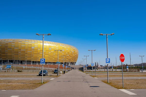 Gdansk, Polonia - 17 de abril de 2019: Vista sobre Stadion Energa, Baltic — Foto de Stock