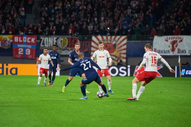 Leipzig, Almanya - 20 Mart 2020: Leipzig-Tottenham maçında Lukas Moura 