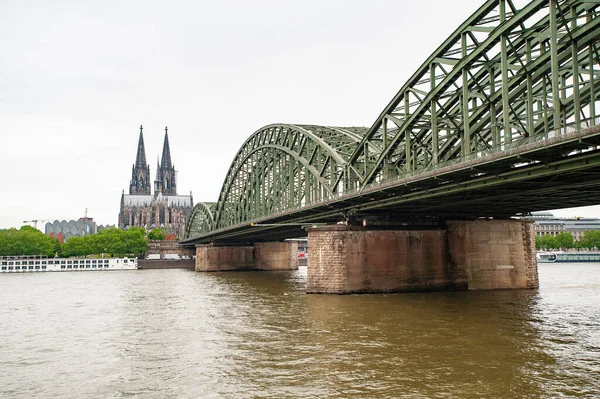 Köln Almanya Mayıs 2019 Aşk Köprüsü Hikayesi Hohenzollern Köprüsü Veya — Stok fotoğraf