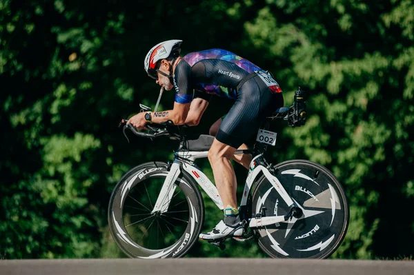 Χάρκοβο Ουκρανία Αυγούστου 2019 Διαγωνισμός Ποδηλασίας Τριαθλητής Ιππασίας Μεγάλη Ταχύτητα — Φωτογραφία Αρχείου
