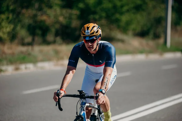 Charkiw Ukraine August 2019 Radrennen Triathlet Fährt Mit Hohem Tempo — Stockfoto