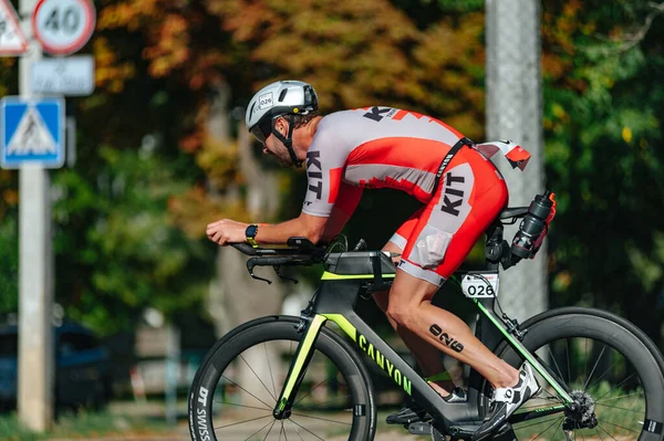 Charkiw Ukraine August 2019 Triathlon Triathlonfahrer Fährt Auf Rennrad Mit — Stockfoto