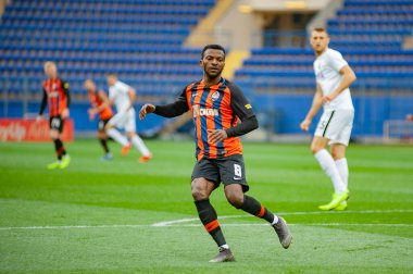 Kharkiv, Ukrayna - 13 Nisan 2019: Larry Olarenwaju Ayobami Kayode, Shakhtar forveti Zorya Luhansk maçında
