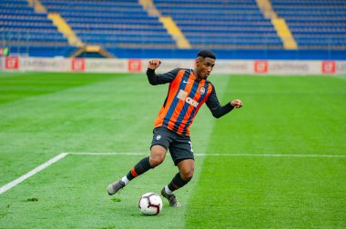 Kharkiv, Ukrayna - 13 Nisan 2019: Tete, Zorya Luhansk maçında Shakhtar 'ın orta saha oyuncusu