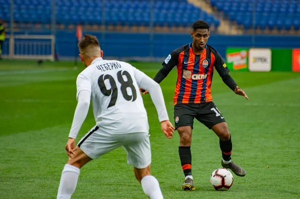 Kharkiv, Ukrayna - 13 Nisan 2019: Tete, Zorya Luhansk maçında Shakhtar 'ın orta saha oyuncusu