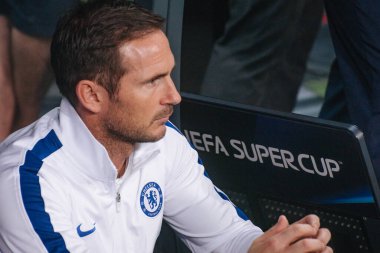 İstanbul, Türkiye - 14 Ağustos 2019: Frank Lampard UEFA Süper Kupası 'nda Chealse FC teknik direktörü (teknik direktör). Film kazançları