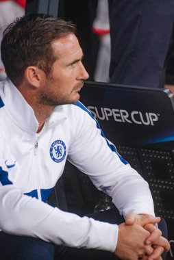 İstanbul, Türkiye - 14 Ağustos 2019: Frank Lampard UEFA Süper Kupası 'nda Chealse FC teknik direktörü (teknik direktör). Film kazançları