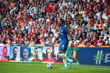 İstanbul, Türkiye - 14 Ağustos 2019: UEFA Süper Kupa Finalleri sırasında Tammy Abraham Liverpool FC 'ye karşı
