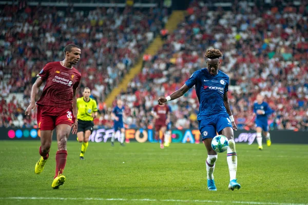 İstanbul, Türkiye - 14 Ağustos 2019: UEFA Süper Kupa Finalleri sırasında Tammy Abraham Liverpool FC 'ye karşı