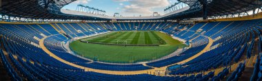 KHARKIV, UKRAINE - 24 Haziran 2020: Metallist-1925 - Metalurg maçından önce Metalist Stadyumu