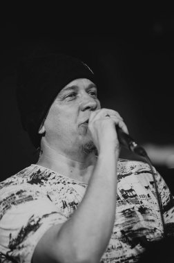 KHARKIV, UKRAINE - 11 Nisan 2019: Fozzy, rap grubu TNMK 'nin şarkıcısı