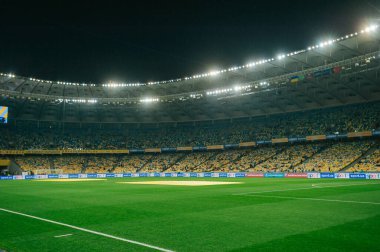 Kyiv, Ukrayna - 14 Ekim 2019: Euro 2020 Ukrayna ile Portekiz karşılaşması öncesinde Olimpiyat Stadyumu manzarası