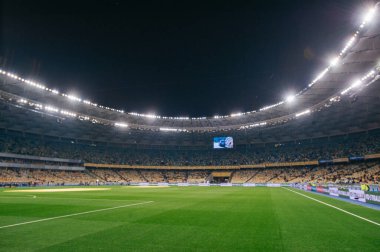 Kyiv, Ukrayna - 14 Ekim 2019: Euro 2020 Ukrayna ile Portekiz karşılaşması öncesinde Olimpiyat Stadyumu manzarası